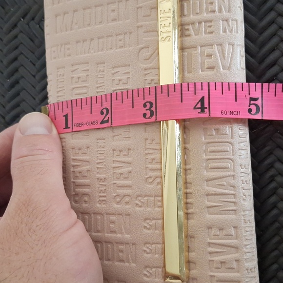 Steve Madden Logobar Clutch Wallet  Pretty Blush Pink - Picture 3 of 9